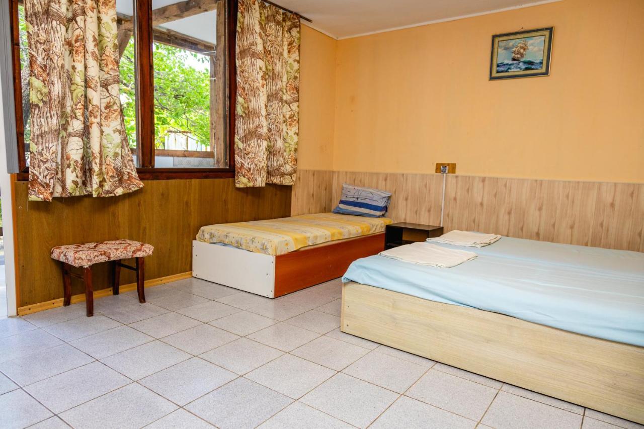 Bungalow Silitur Ahtopol Bagian luar foto